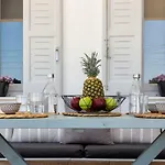 Tatil Evi Sun Smiles In Naousa, Paros *