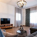 Sun Smiles In Naousa, Paros Tatil Evi