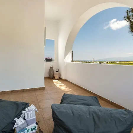 בית נופש Sun Smiles In Naousa, Paros *