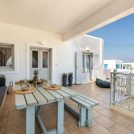 Sun Smiles In Naousa, Paros Holiday home