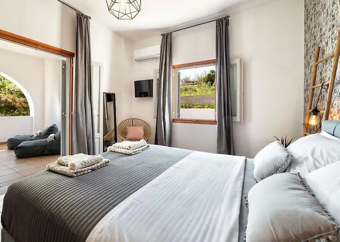 Дом отдыха Sun Smiles In Naousa, Paros Науса