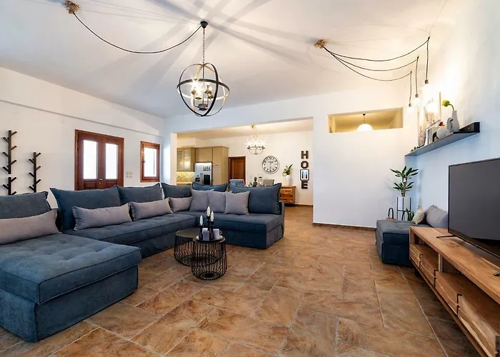 Sun Smiles In Naousa, Paros * Науса